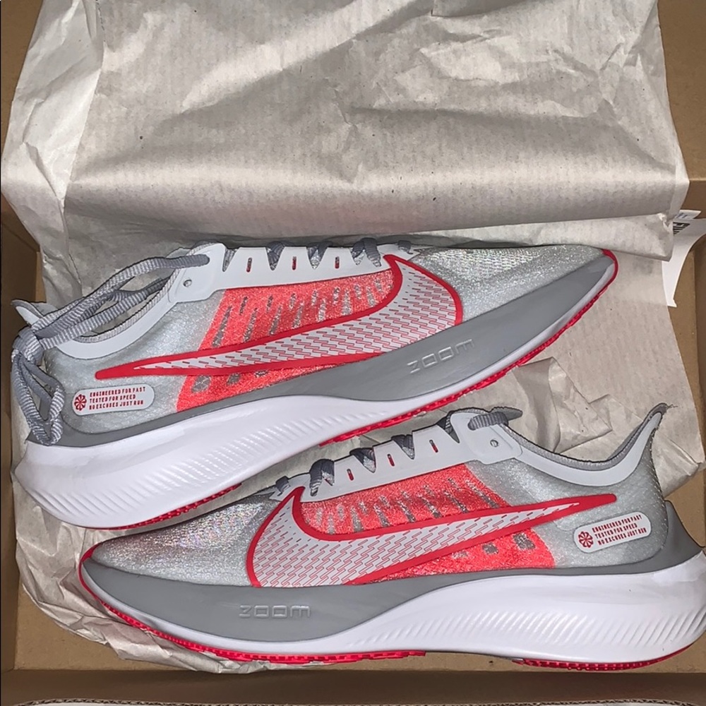 Nike Zoom Gravity Shoe